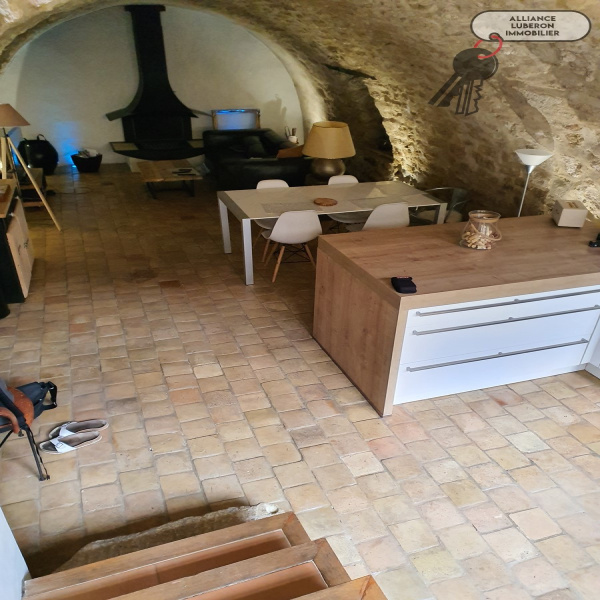 Offres de vente Maison de village Lauris 84360